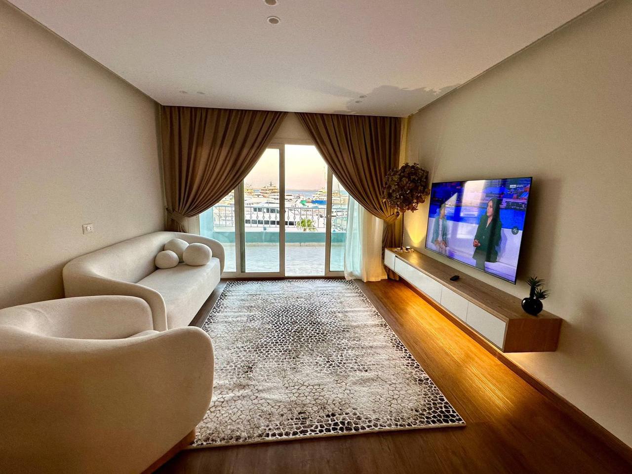 Премиум-апартамент с видом на марину в New Marina, Хургада — 