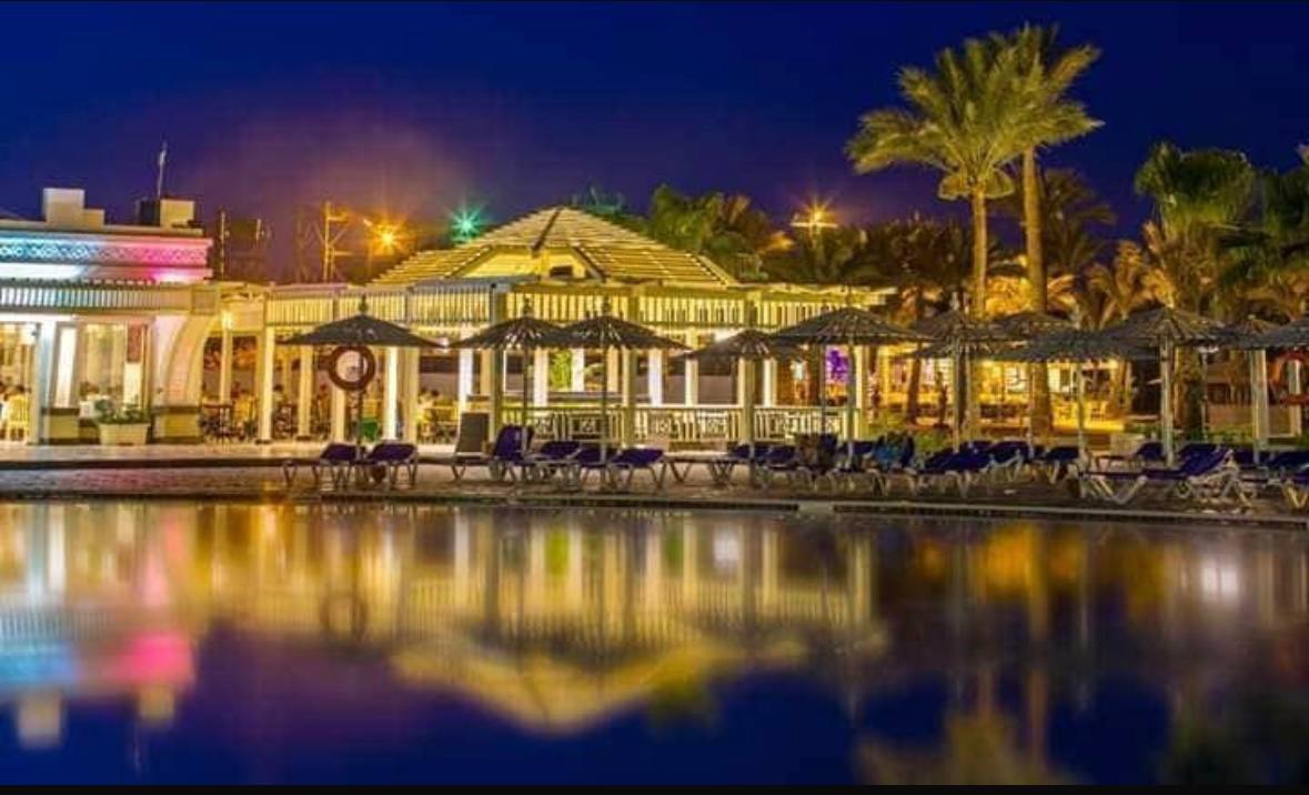 Вилла с 3 спальнями в Mirage Bay Resort & Aqua Park, Хургада, первая линия